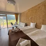 Complex Forest Motel