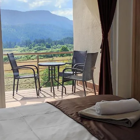 汽车旅馆 Motel Sarnitsa 2*