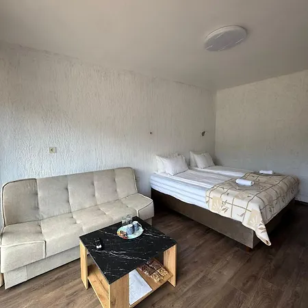 汽车旅馆 Motel Sarnitsa