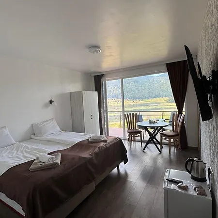 汽车旅馆 Motel Sarnitsa 2*