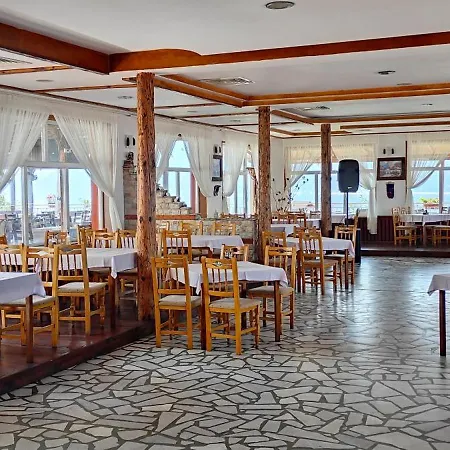 Motel Sarnitsa 汽车旅馆 瑟尔尼察