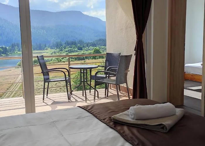 Motel Complex Forest 2*