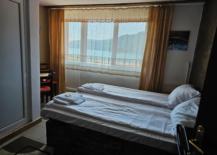 Motel Complex Forest 2*